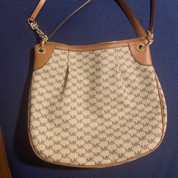 EUC MK bag - Picture 1 of 7